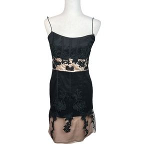 BADGLEY MISCHKA LACE ACCENT COCKTAIL BLACK DRESS Sz 6-8?